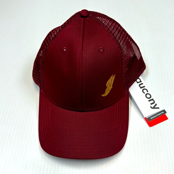 Saucony Other - Saucony Trucker Hat OSFA NWT